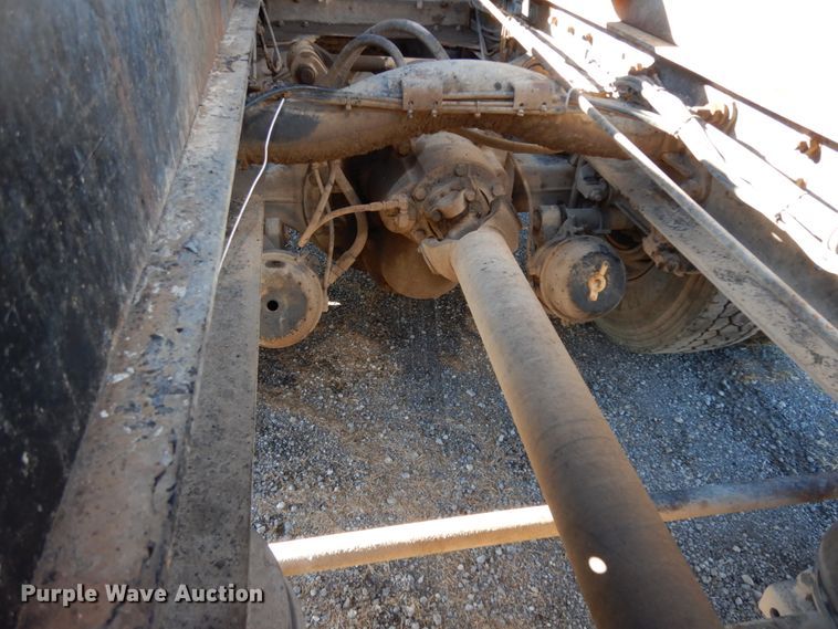 image for item DJ6734 1996 Western Star 4964F  dump truck