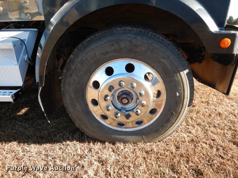 image for item DJ6734 1996 Western Star 4964F  dump truck