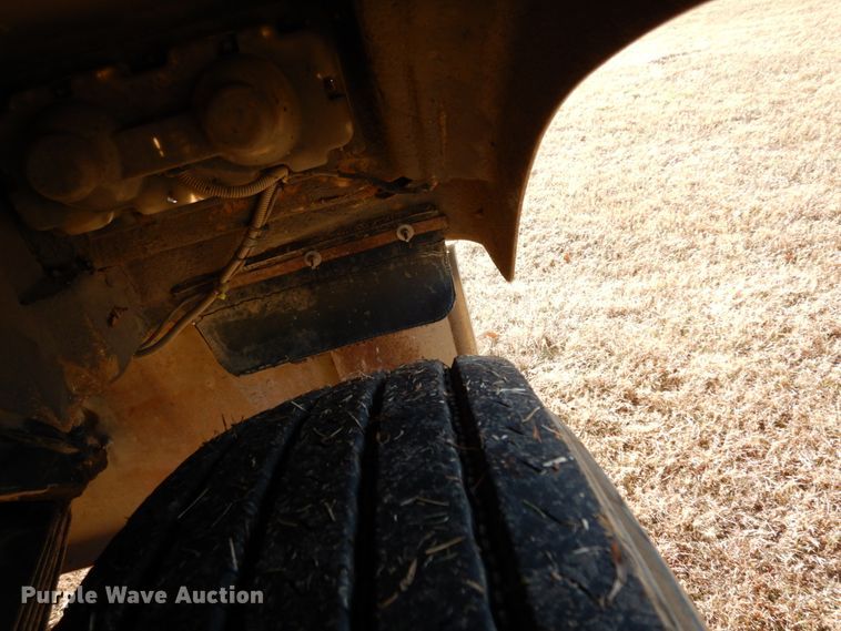 image for item DJ6734 1996 Western Star 4964F  dump truck