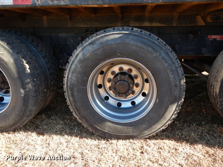 image for item DJ6734 1996 Western Star 4964F  dump truck