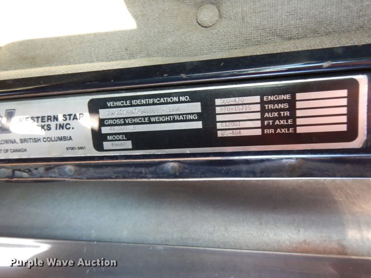 image for item DJ6734 1996 Western Star 4964F  dump truck