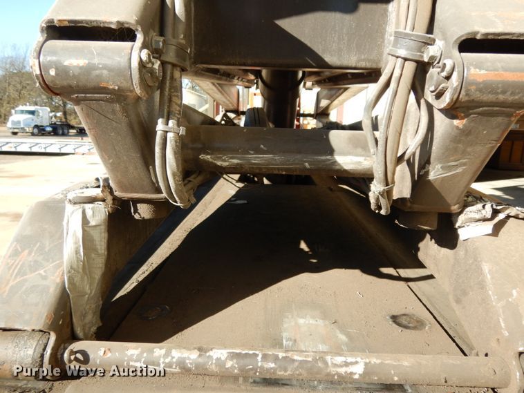 image for item DJ6736 Sky Jack  scissor lift