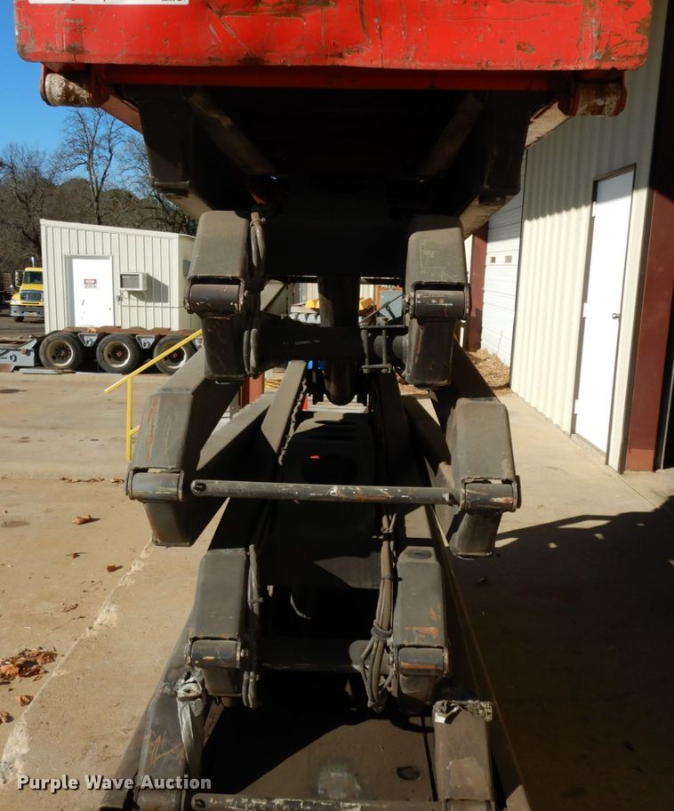 image for item DJ6736 Sky Jack  scissor lift