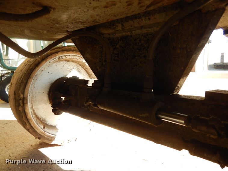 image for item DJ6736 Sky Jack  scissor lift