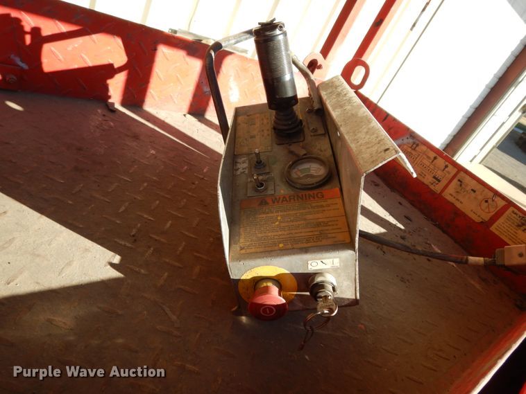 image for item DJ6736 Sky Jack  scissor lift