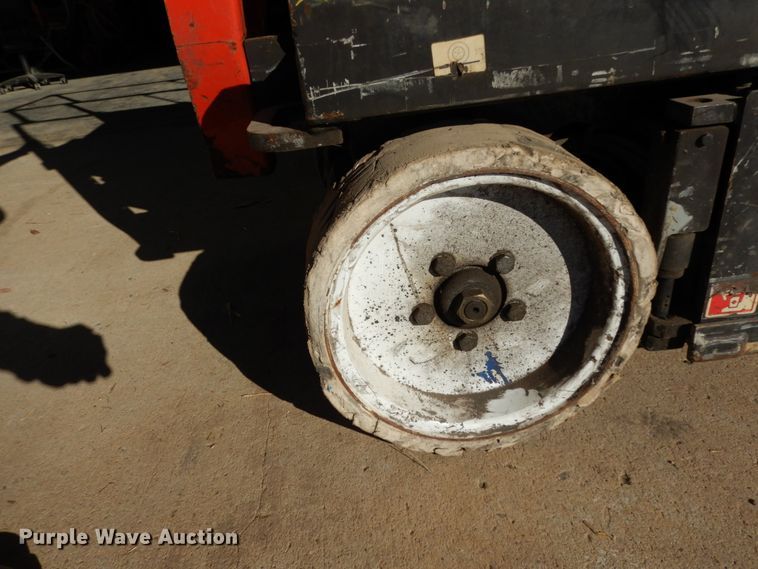 image for item DJ6736 Sky Jack  scissor lift