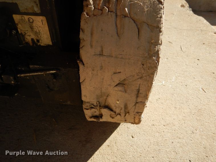 image for item DJ6736 Sky Jack  scissor lift