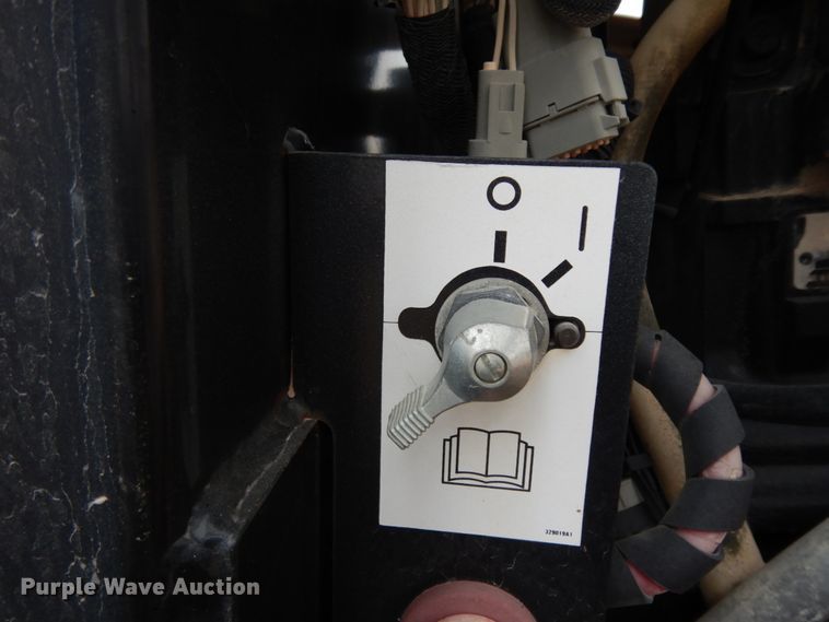 image for item DJ8077 2008 Aztec RT1160  rock saw