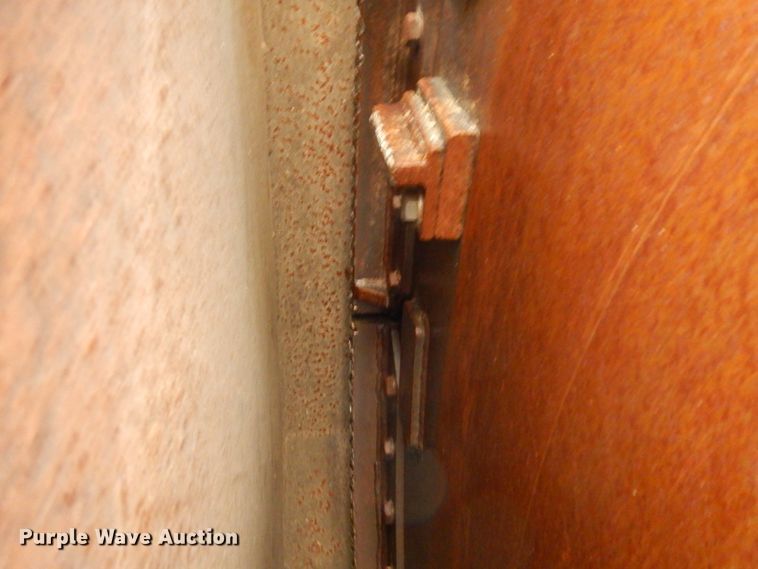 image for item DJ8077 2008 Aztec RT1160  rock saw