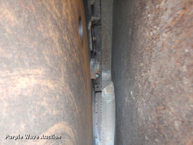 image for item DJ8077 2008 Aztec RT1160  rock saw