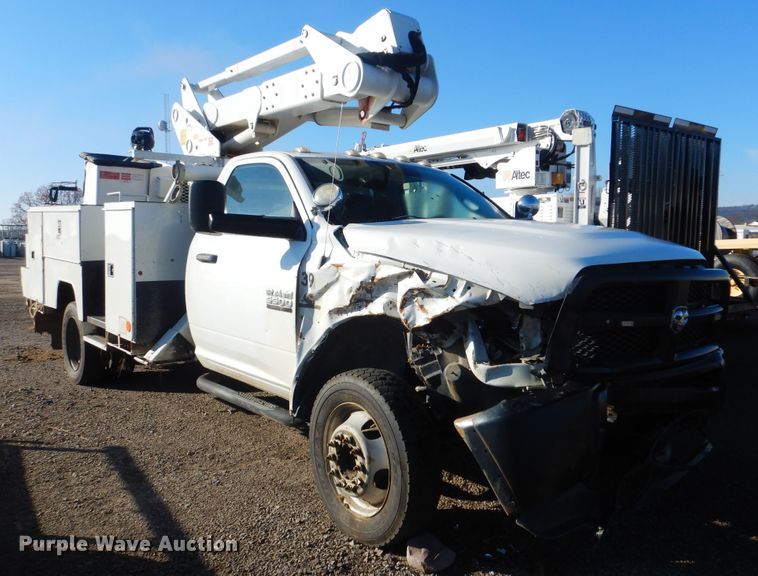 image for item DJ8528 2015 Dodge Ram 5500  bucket truck
