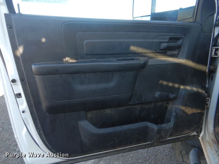 image for item DJ8528 2015 Dodge Ram 5500  bucket truck