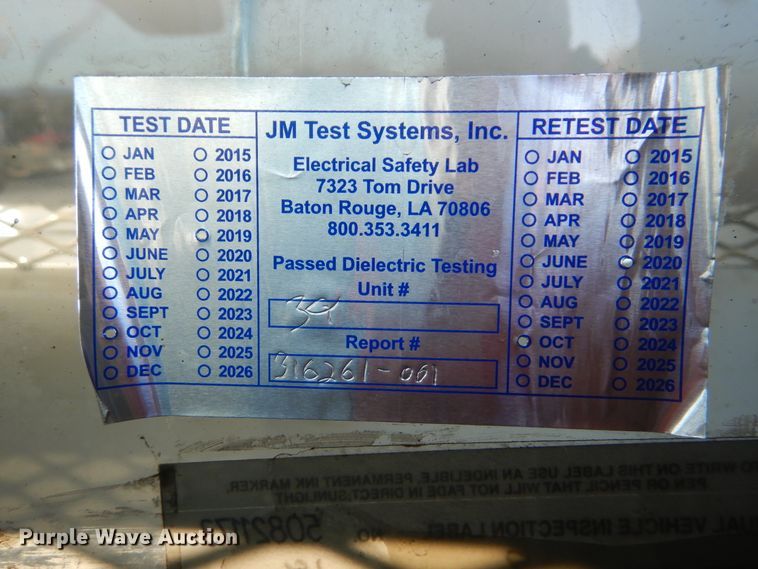 image for item DJ8528 2015 Dodge Ram 5500  bucket truck