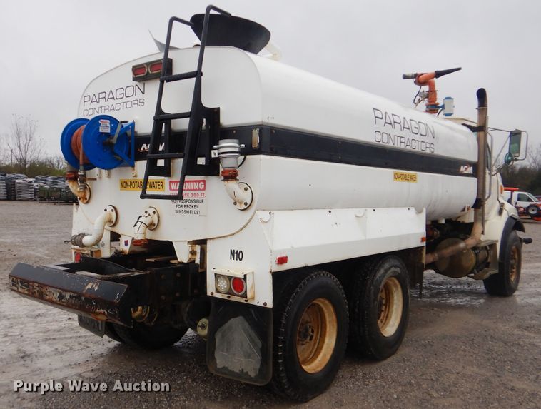 image for item DJ8539 2007 Sterling L-Line  water truck