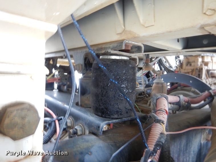 image for item DJ8539 2007 Sterling L-Line  water truck