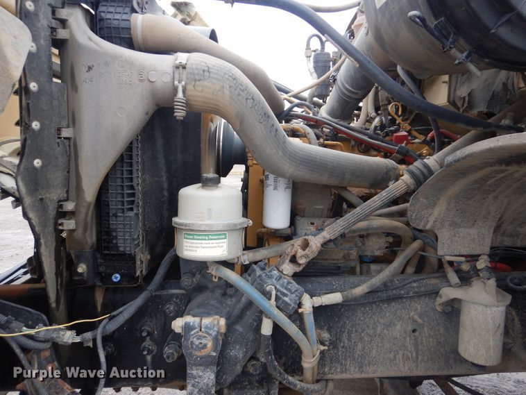 image for item DJ8539 2007 Sterling L-Line  water truck