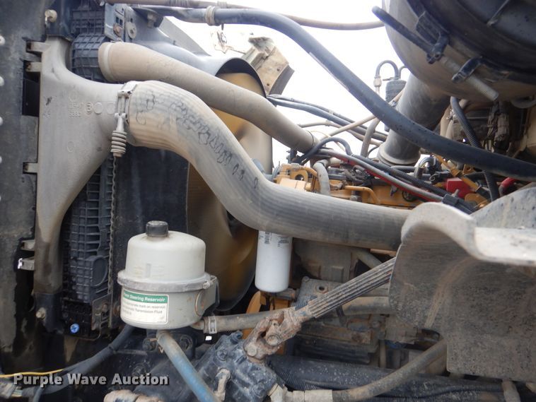 image for item DJ8539 2007 Sterling L-Line  water truck