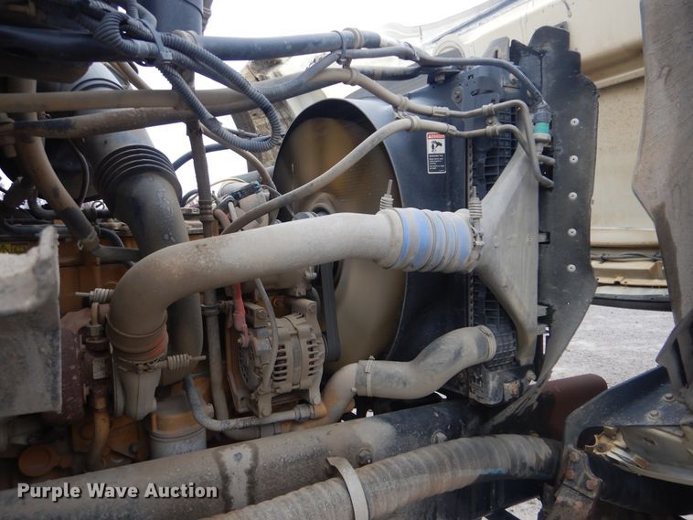 image for item DJ8539 2007 Sterling L-Line  water truck