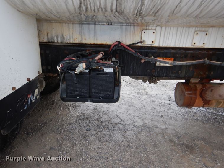 image for item DJ8539 2007 Sterling L-Line  water truck