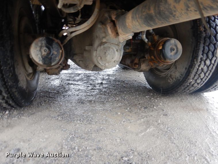 image for item DJ8539 2007 Sterling L-Line  water truck