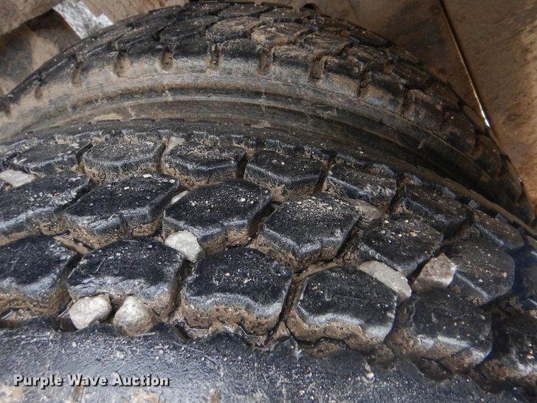 image for item DJ8539 2007 Sterling L-Line  water truck