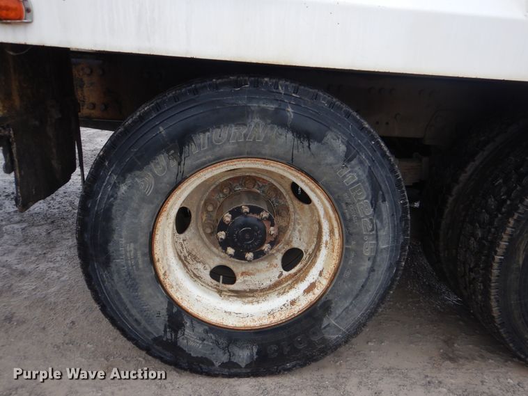 image for item DJ8539 2007 Sterling L-Line  water truck