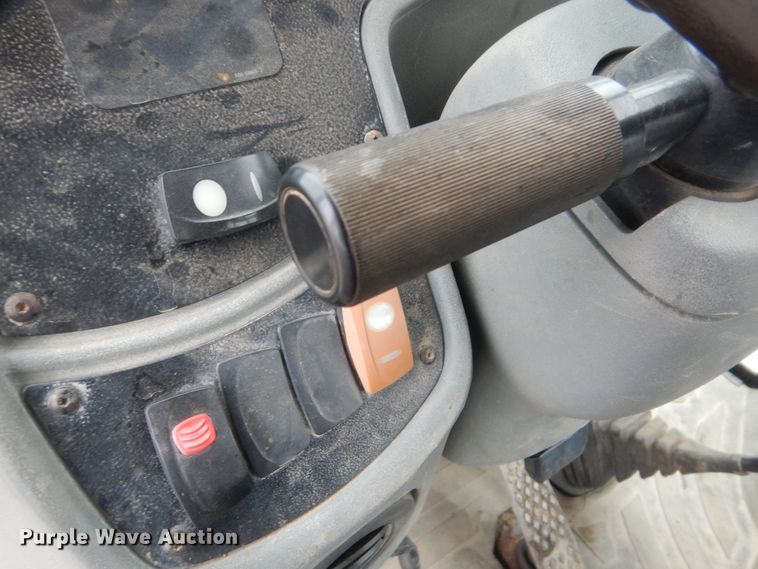 image for item DJ8540 2005 Caterpillar 420D IT  backhoe