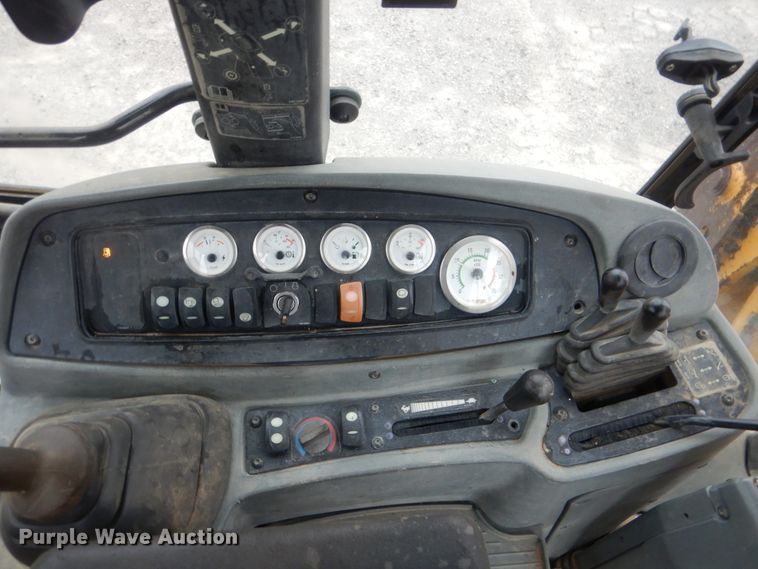 image for item DJ8540 2005 Caterpillar 420D IT  backhoe