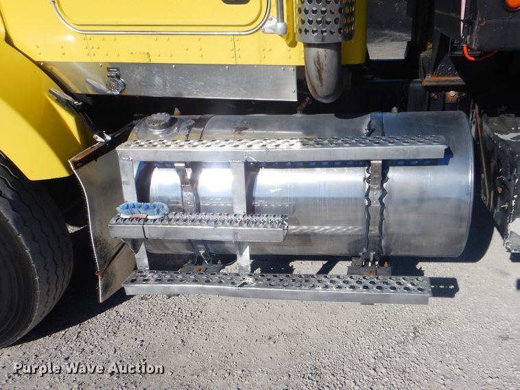 image for item DJ8543 2009 Kenworth T800  dump truck