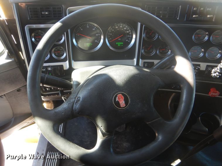 image for item DJ8543 2009 Kenworth T800  dump truck