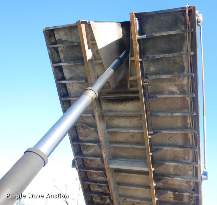 image for item DJ8543 2009 Kenworth T800  dump truck