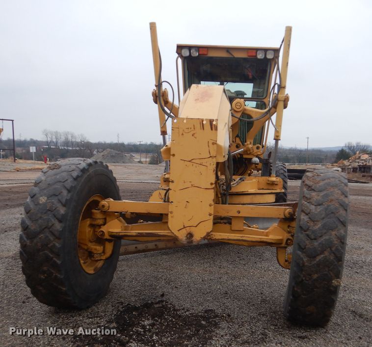 image for item DJ8544 1999 Caterpillar 12H  motor grader