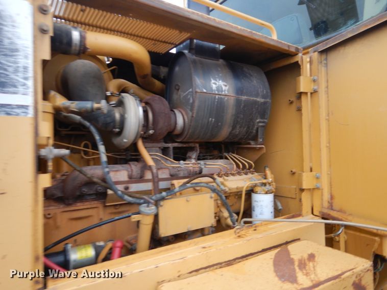 image for item DJ8544 1999 Caterpillar 12H  motor grader