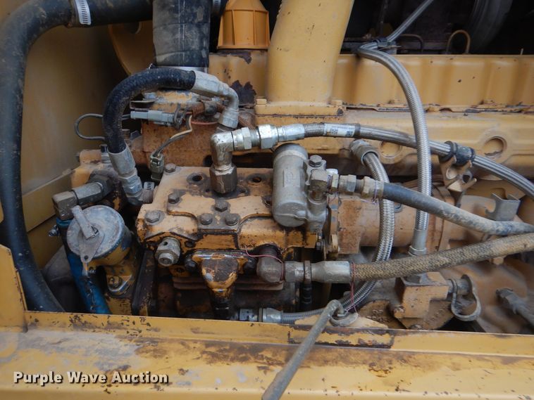 image for item DJ8544 1999 Caterpillar 12H  motor grader