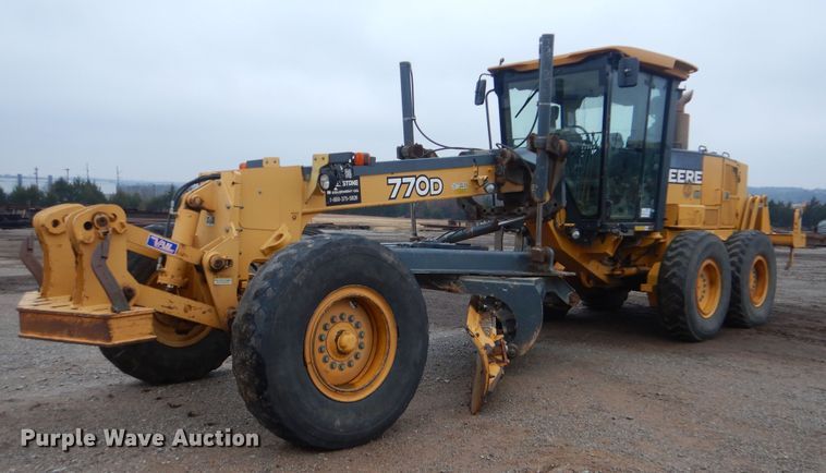 image for item DJ8545 2009 John Deere 770D  motor grader