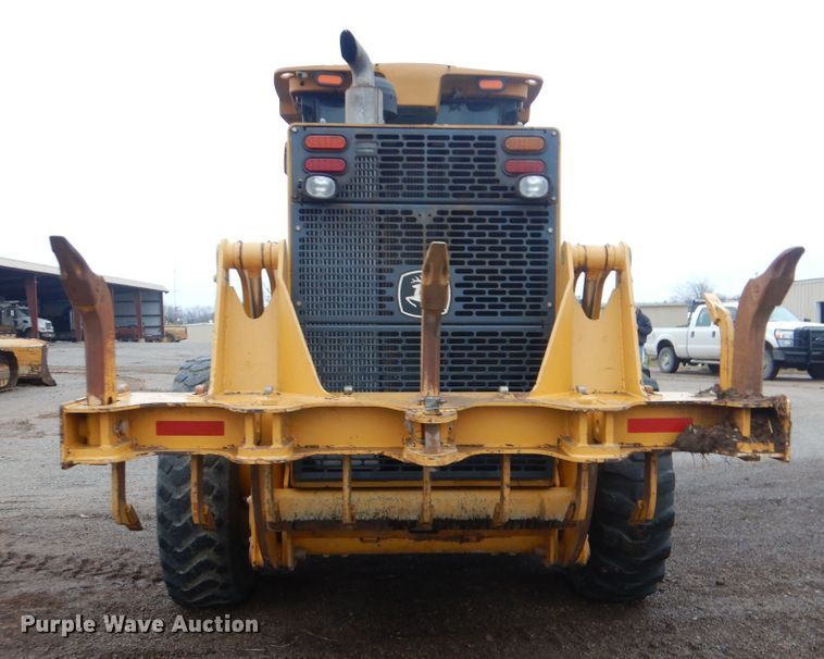 image for item DJ8545 2009 John Deere 770D  motor grader