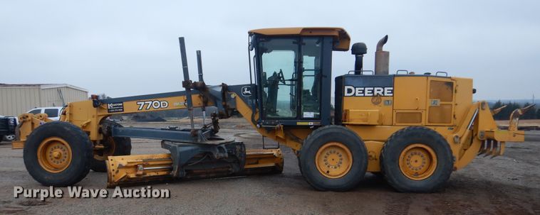 image for item DJ8545 2009 John Deere 770D  motor grader