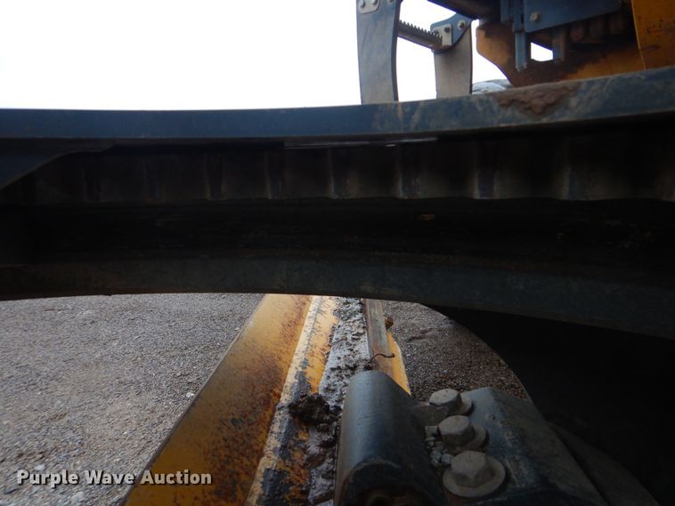 image for item DJ8545 2009 John Deere 770D  motor grader