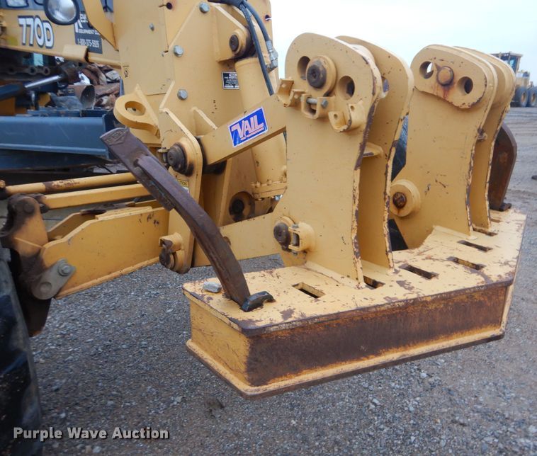 image for item DJ8545 2009 John Deere 770D  motor grader