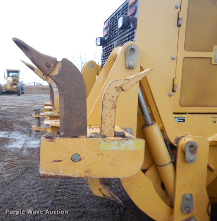 image for item DJ8545 2009 John Deere 770D  motor grader