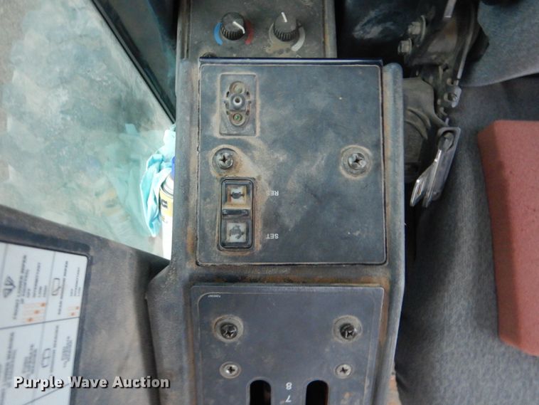 image for item DJ8545 2009 John Deere 770D  motor grader