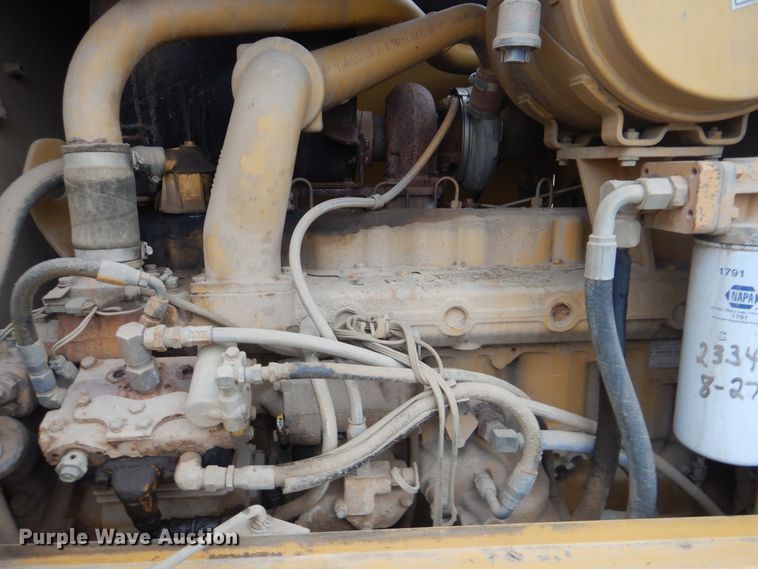 image for item DJ8546 1999 Caterpillar 12H  motor grader