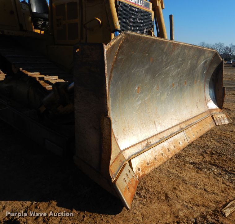 image for item DJ8562 2009 Caterpillar D6R Series III  crawler dozer