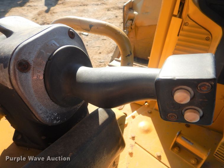 image for item DJ8562 2009 Caterpillar D6R Series III  crawler dozer