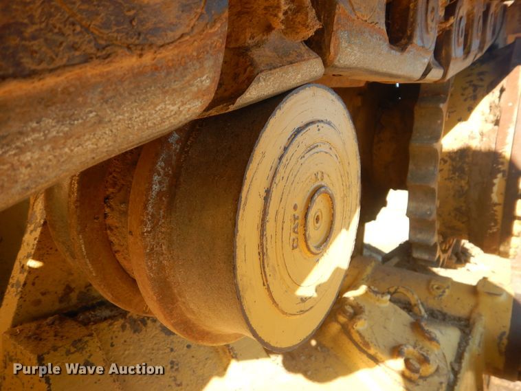 image for item DJ8562 2009 Caterpillar D6R Series III  crawler dozer