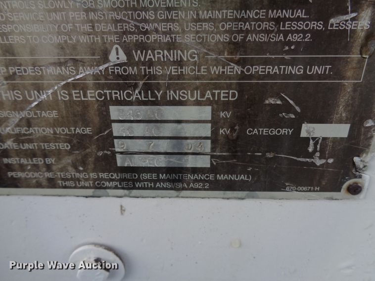 image for item EF9678 2005 International 4400  bucket truck