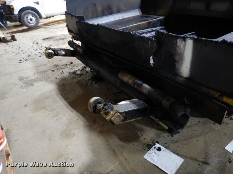 image for item EF9680 2008 Caterpillar AP-1055D  paver