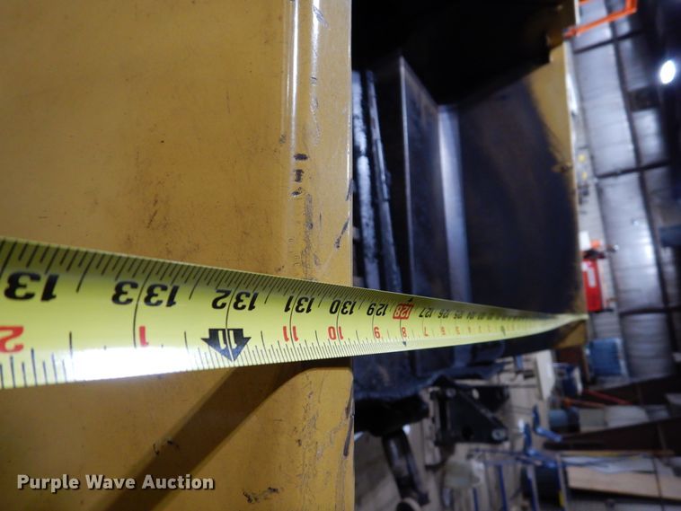 image for item EF9680 2008 Caterpillar AP-1055D  paver