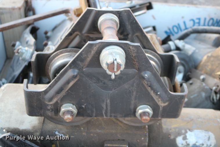 image for item EO9842 (2) overhead cranes