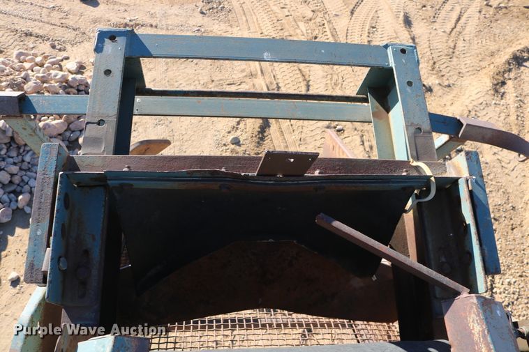 image for item EO9862 Power Screen MKII  topsoil screen